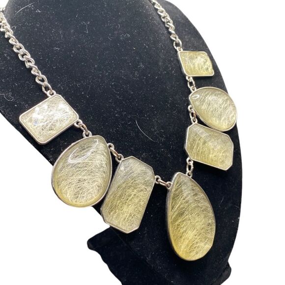 NY & Co Spun Glass with yellow striping TearDrop emerald shape Bib Necklace - Picture 8 of 8